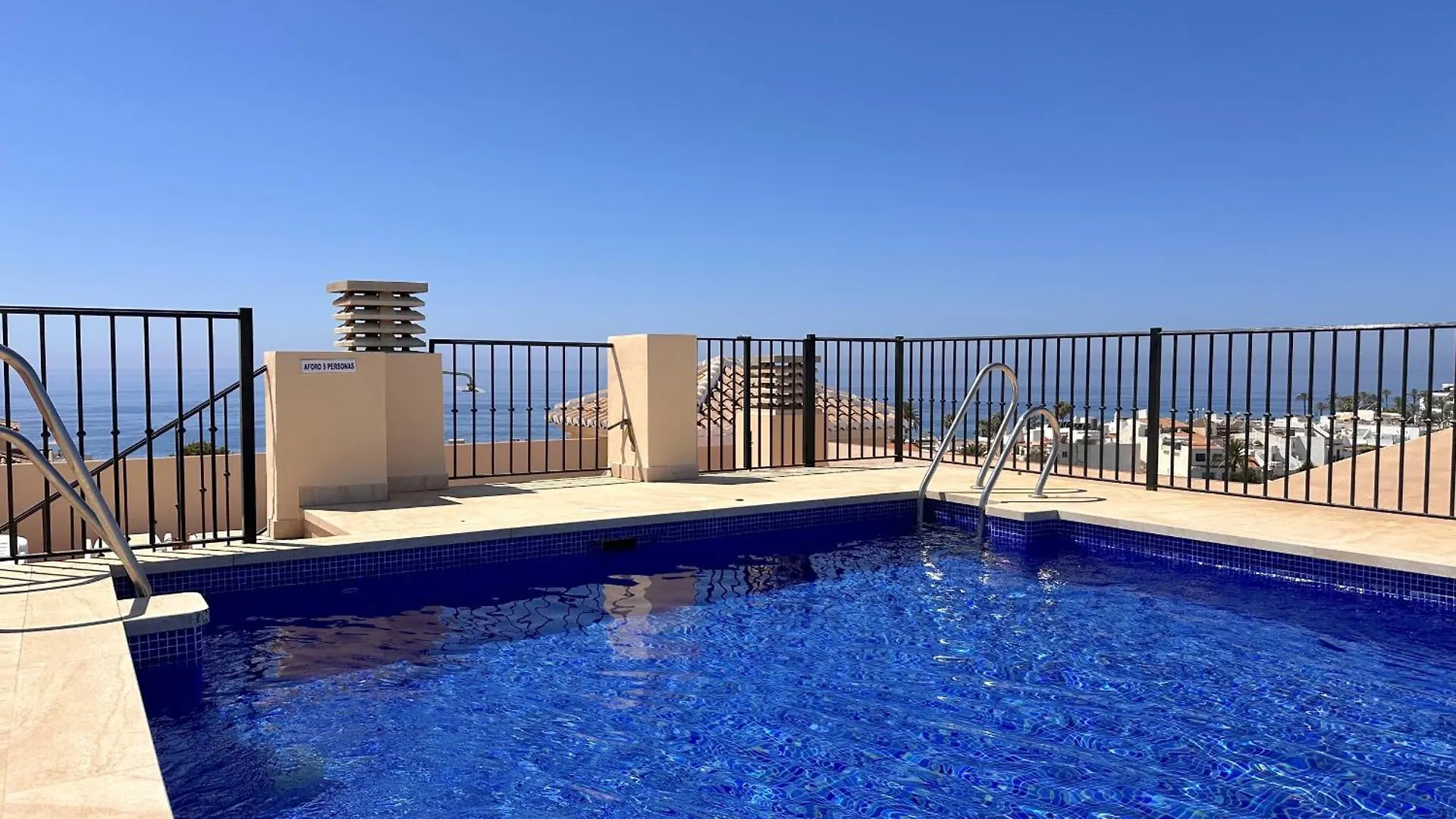 Carabeo Getaway 2000 By Casasol Apartment Nerja Spain