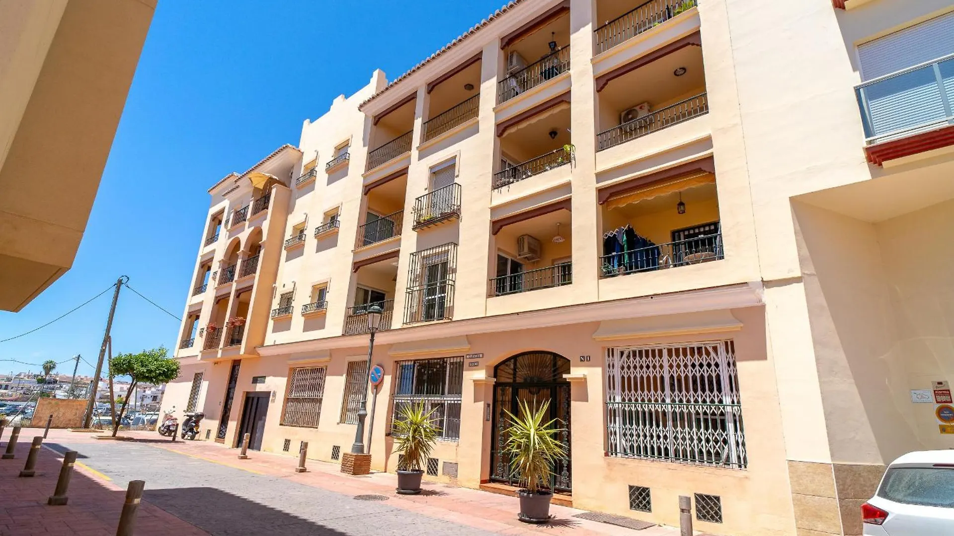 Carabeo Getaway 2000 By Casasol Apartment Nerja
