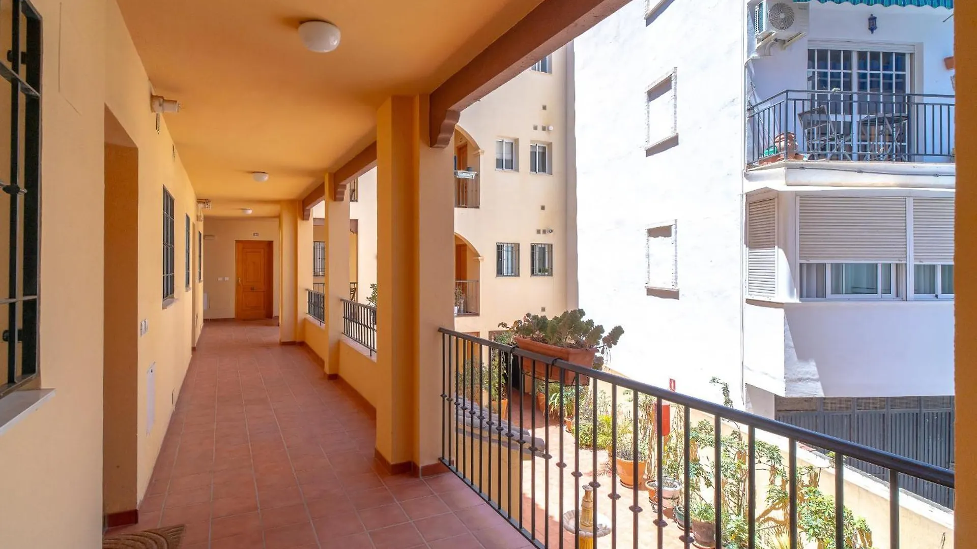 Carabeo Getaway 2000 By Casasol Apartment Nerja