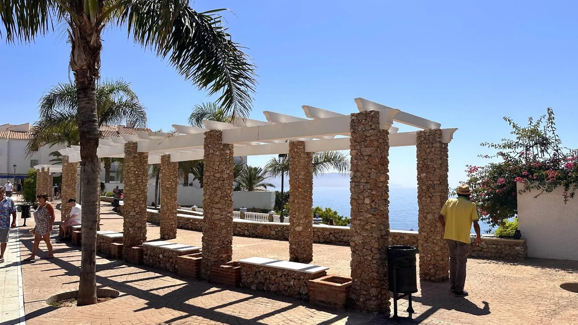 Carabeo Getaway 2000 By Casasol Apartment Nerja Spain